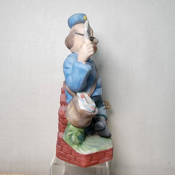 VINTAGE Ceramic Mailman w/ Squirrel from Eckerds (1981) - Picture 2 of 7